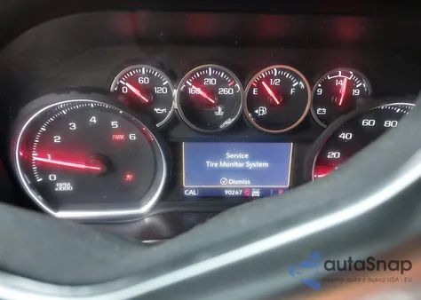 2021 Chevrolet Silverado 1500 4Wd Short Bed Custom из США, поврежденный, VIN 3GCUYBEF1MG349169